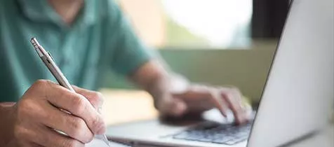 Overarching_Job-Hunting-During-Covid_Vlog_List_Image-476x210